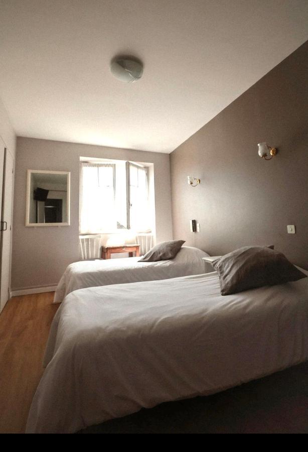 Hotel Le Saint-etienne 2*